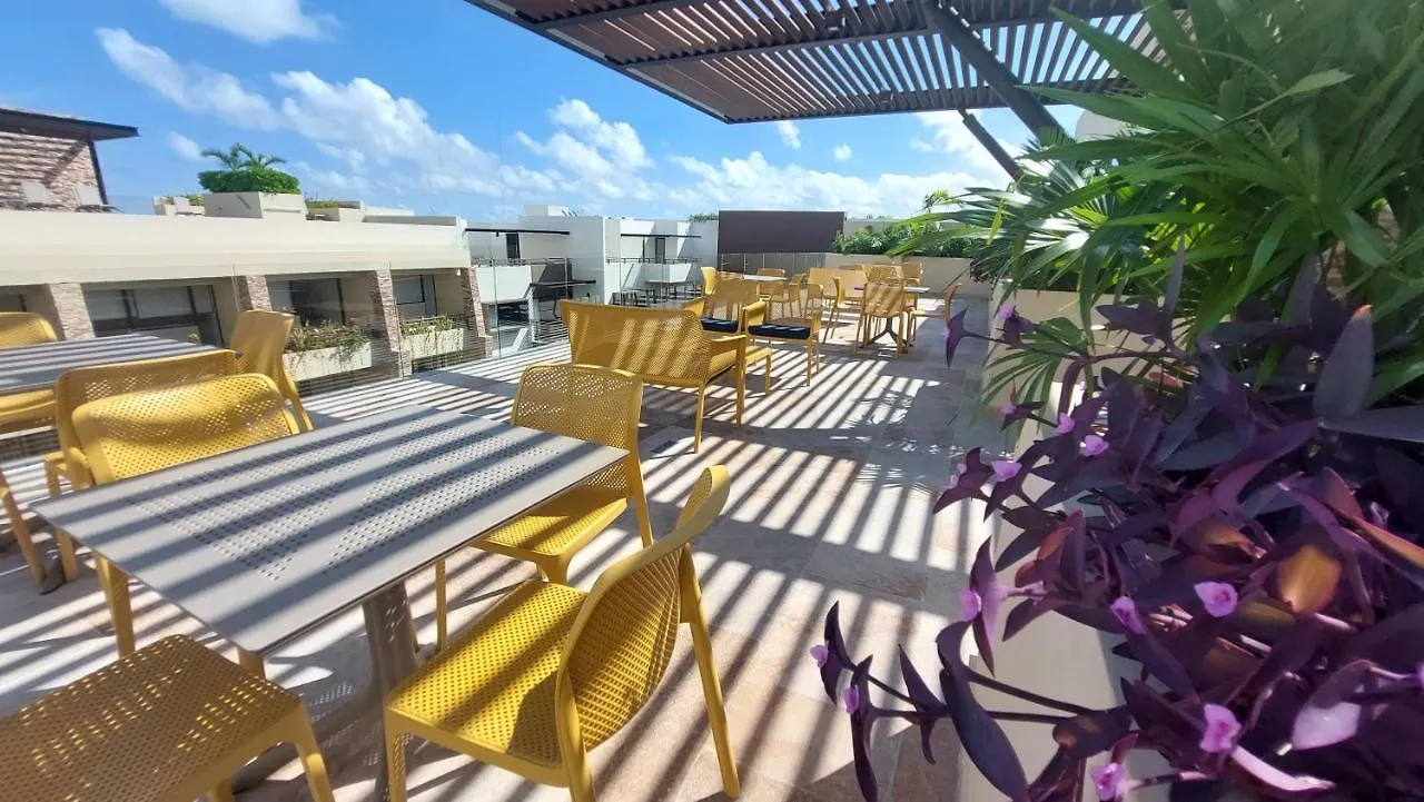'Syrena Luxury Caribbean' Heart Of Playa Del Carmen - Fast Wi-Fi - Sea Views Aparthotel