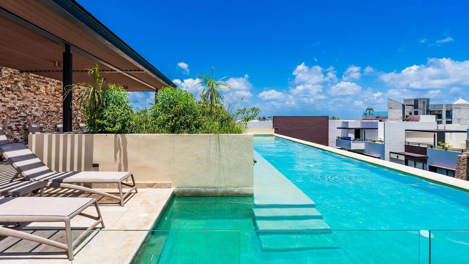 *****  'Syrena Luxury Caribbean' Heart Of Playa Del Carmen - Fast Wi-Fi - Sea Views Aparthotel Mexico